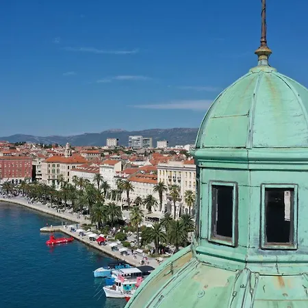 Thelightfull 2 - Brand New In Historic Center Of *